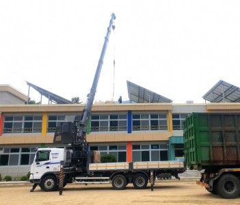정선 북평 초등학교 폐기물 인양하는 정선크레인